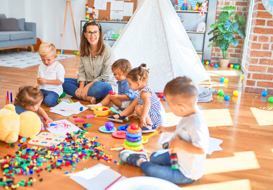 Montessori und ihre Zeit: Bildung und Gesellschaft im Wandel