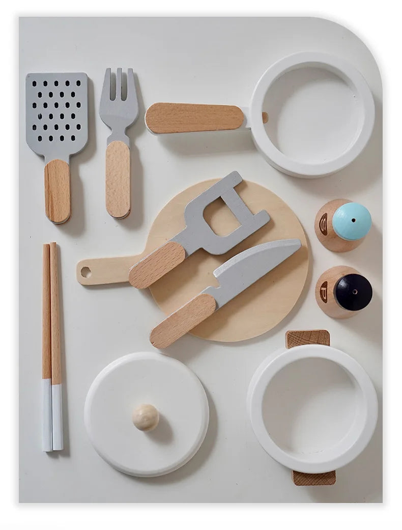 KüchenReich – Holzspielzeug-Küche für kleine Meisterköche